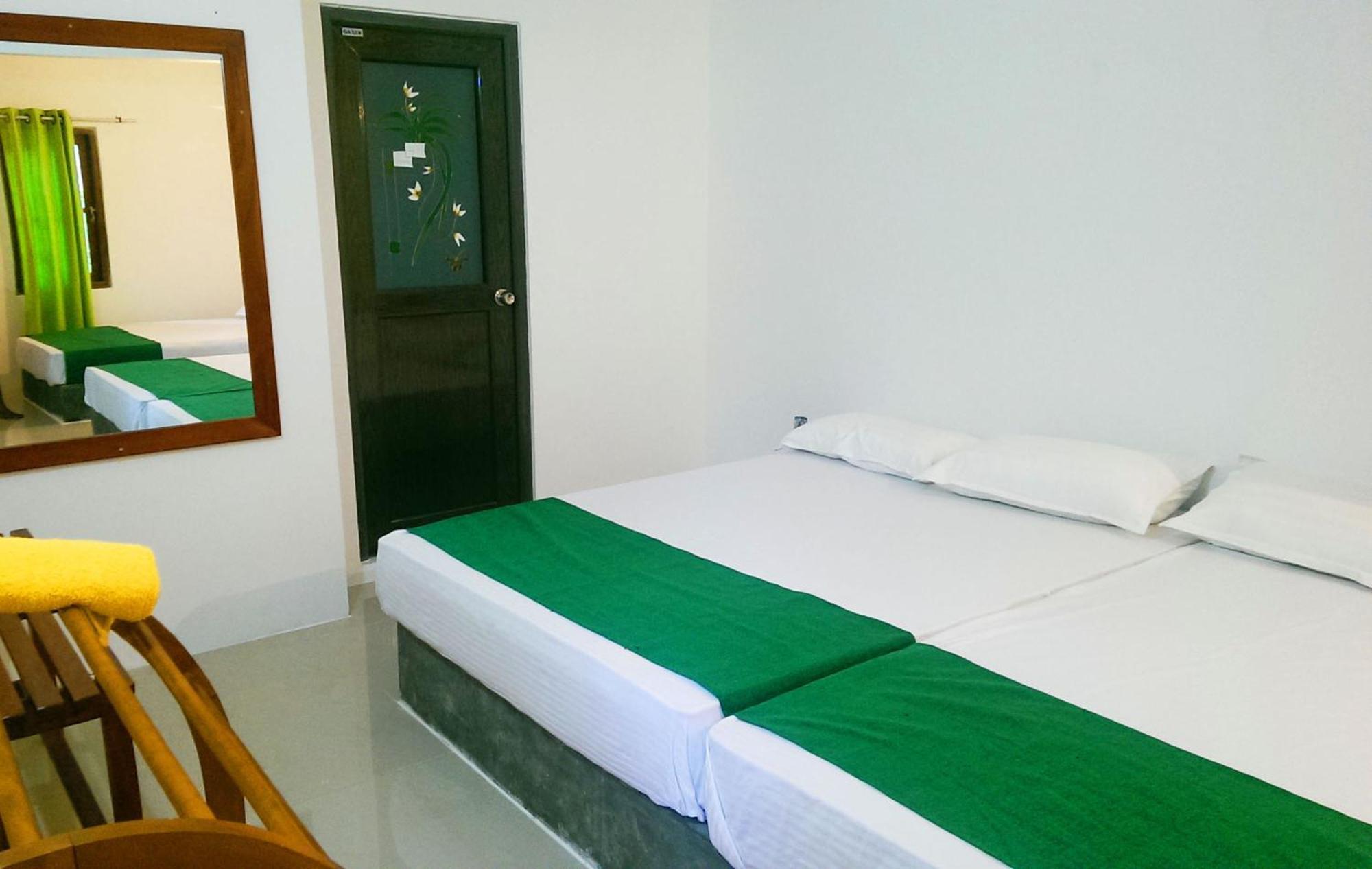 Pelican View Cottages Kataragama Exterior photo